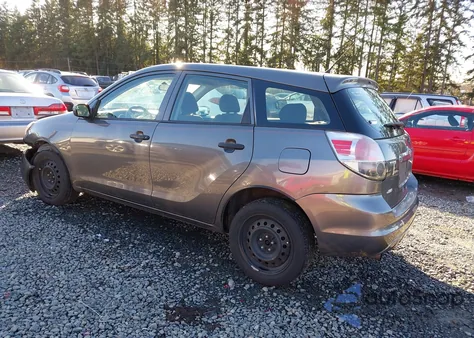 2006 Toyota Matrix z USA, uszkodzony, nr VIN 2T1LR32E26C559870